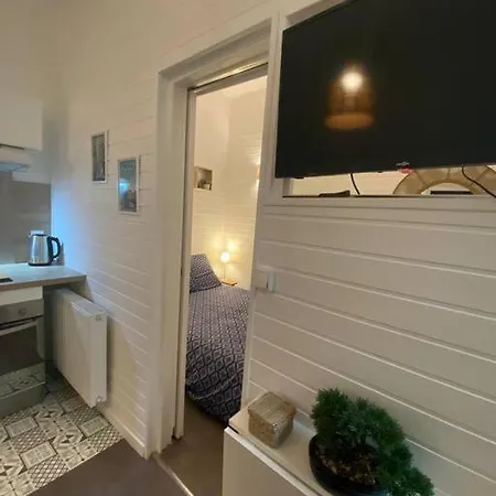 Au Coeur De - Studio Cosy, Calme, Proche Gare Lejlighed